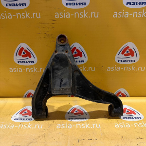 Рычаг MITSUBISHI FE82EE Canter/Fuso перед, прав н MK335131