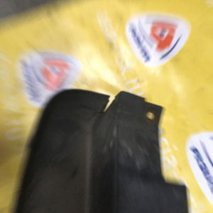 Брызговик Mitsubishi Airtrek CU2W перед, лев дефект MZ531250