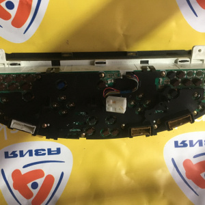 Панель приборов Nissan Presage U30 1A319