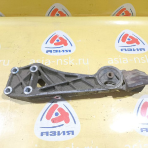 Подушка редуктора Toyota Estima/Ipsum/Noah/Voxy ACM26W/ACR40W/ANM15G/AZR65G/MCR40W/ZGM15G/ZGM15W/ZRR75G/ZRR75W задняя правая зад, прав 52380-44030