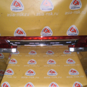 Вставка между стопов Honda Stepwgn RG1 '2005-2007 P5532