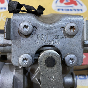 Моторчик привода дворниками Volkswagen Tiguan 5N1 F Сломана направляющая 5N2955119