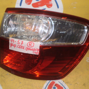Стоп TOYOTA 44-57 R Ipsum ACM21 Дефект стекла (микротрещины)