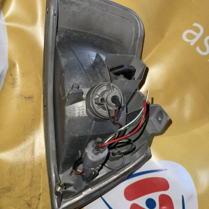 Габарит TOYOTA 32-153 L Vista SV40 h/t дефект стекла