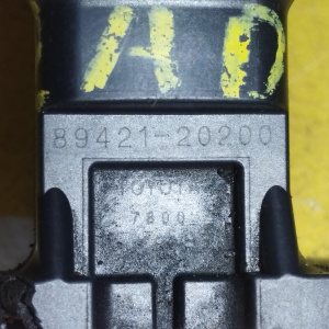 Map-сенсор Toyota 89421-20200 RAV4 2AD-FTV ДЕФЕКТ КРЕПЛЕНИЯ