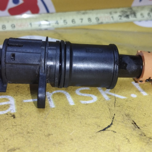 Датчик спидометра Nissan 327025T000 Atlas F23 QD32 2WD m/t ЭЛЕКТРОННЫЙ 2 конт. ( 20 зуб. ) с алюминиевой кпп