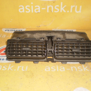 Решетка вентиляционная Toyota Land Cruiser Prado KZJ95 (Центральная) 55670-60060