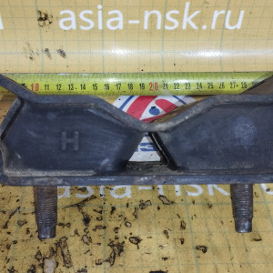 Подушка двигателя Toyota 3F/1HDT/1HZ/15B/ Land Cruiser/Dyna FJ80/HDJ81/HZJ81/BB55/BU297/BXD20 4WD a/t зад. R 12371-61060 / -58060