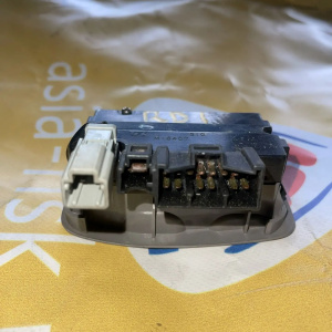 Пульт стеклоподъемника HONDA CR-V RD1 три фишки