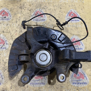 Ступица Mercedes W639 Viano '2008 перед, прав ABS голая A6393300732