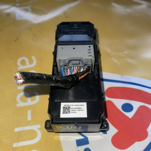 Пульт стеклоподъемника Honda Vezel RU4 35750-T7A-J011-M101