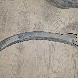 Уширитель крыла Suzuki Aerio RD51S/RC51S зад, лев WG/SED дефект крепления 77240-54G50