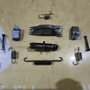 Механизм разводки колодок Subaru YA5/VAG/BM9/BMM/BR5/BR9/VM4 Exiga/Impreza/Legacy/Levorg/Outback зад, прав 26718CA000