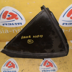 Форточка двери Toyota Aqua NHP10 зад, лев