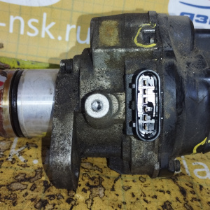 Трамблер Mitsubishi 4G63 RVR N23W 6/2 1вал. 16клап. ДЕФЕКТ КРЫШКИ И РАЗЬЕМ ОТОРВАН T2T60271 / T6T58071/T6T58271