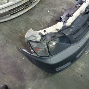 Ноускат Toyota Town Ace Noah KR42 '1999-2001 a/t лампа-фары.(дефект решетки) г.28-112