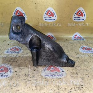 Кронштейн опоры двигателя BMW N63B44A X5 E70 '2012 R 22116780148