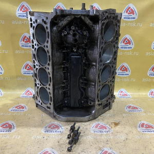 Блок цилиндров BMW X5 N63B44A-22410150 Задиры во 2-ом цилиндре 11112296651 E70 '2012