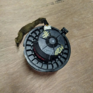 Моторчик печки Nissan M20 NV200