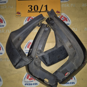 Брызговик Honda Vezel RU3 '2013-2018 КОМПЛЕКТ