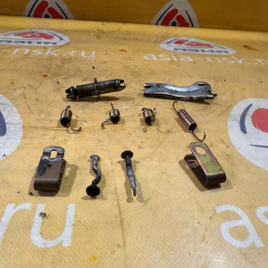 Механизм разводки колодок Honda RF1 Stepwgn С колодок ручника. зад, лев 43372-SX0-N01