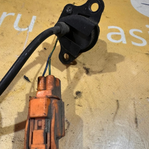 Датчик ABS Honda Stepwgn RF1 зад, прав 57470S47J50