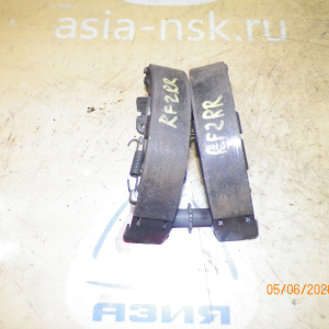 Колодки тормозные Honda Stepwgn RF1/RF2/UA4/UA5/RA1/RA2/RA3/RA4/RA5/KA9 Дисковые тормоза. Ручника в сборе с пружинками. зад, прав 43154-SX0-003