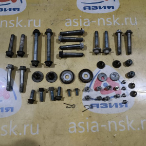 Болт подвески Honda Stepwgn CL7 R комплект REAR 90173-S84-A00/90181-S84-A00/52387-S84-A00/52387-SDA-A00