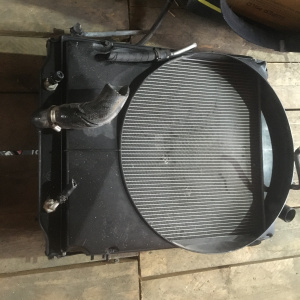 Радиатор охлаждения TOYOTA Dyna/Toyoace XZU306 S05D a/t