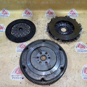 Маховик Ford AODA Focus 2 CAP '2008 2.0L 5MT MTX75 двухмассовый с корзиной и диском 8G916477BC