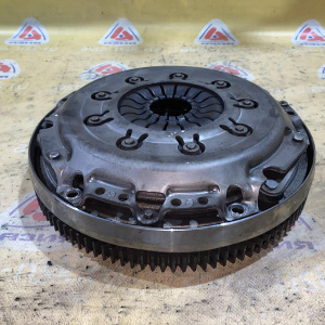 Маховик Ford AODA Focus 2 CAP '2008 2.0L 5MT MTX75 двухмассовый с корзиной и диском 8G916477BC