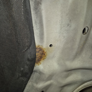 Капот TOYOTA Vista SV50 '2000-2003 с решеткой,под полировку,ЦВЕТ 051 ф.32-174