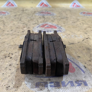 Колодки тормозные Kia Sportage KM/JE/FQ '2005 R дисковые 583022EA00