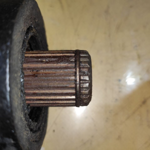 Привод Mitsubishi N23W/N28W RVR 4G63/4D68 перед, лев m/t 25шл. Вал промежуточный без гранаты. MB526981