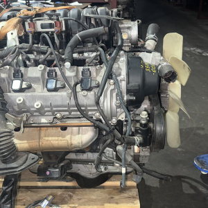 Двигатель Toyota 2UZ-FE-5460368 БЕЗ НАВЕСНОГО Sequoia/Tundra UCK45 '2005- VVTI