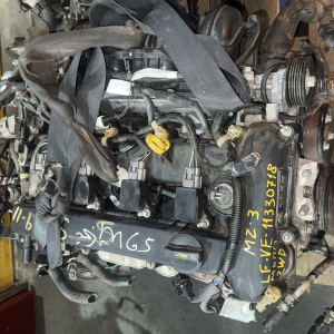 Двигатель Mazda LF-VE-11330718 шуп в головке пластик Mazda3