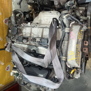 Двигатель Mazda FS-ZE-753143 БЕЗ ГЕНЕРАТОРА MPV LWEW