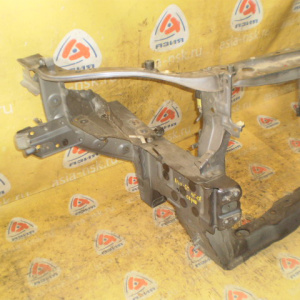 Рамка радиатора Toyota Camry AVV50 '2014-2017