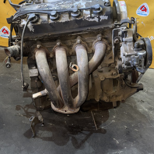 Двигатель Honda D15B-2068364 VTEC OLD Civic EG
