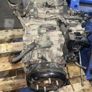 МКПП Isuzu 4HK1 2WD MZ15K , 10 ЗУБ D37 Elf FRR90