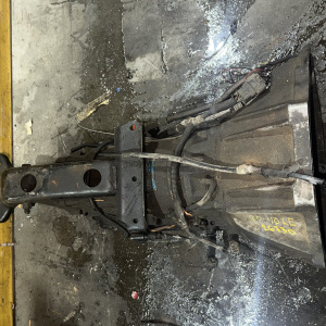 АКПП Toyota 1KZ 3040LE / 35000-26730 БЕЗ БУБЛИКА 2WD BUS кулиса с права с тросиком Hiace KZH100