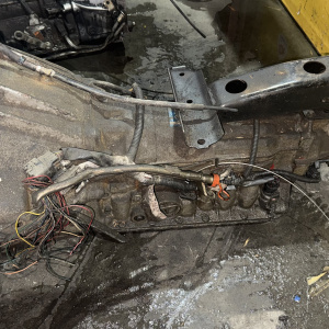 АКПП Toyota 1KZ 3040LE / 35000-26730 БЕЗ БУБЛИКА 2WD BUS кулиса с права с тросиком Hiace KZH100