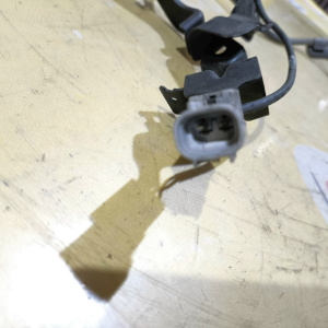 Датчик ABS Toyota Tundra/Sequoia USK51/UCK55/UCK60/UCK65/UPK60/UPK65 перед, лев 89543-0C020/89516-0C040