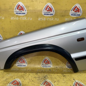 Крыло Land Rover Discovery LT/L318 '2004 перед, лев