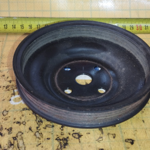 Шкив вискомуфты Toyota 16173-74030 Town Ace Noah SR40/SR50 3S-FE 4 ручейка