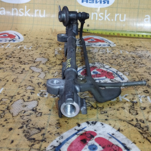 Топливная рейка Toyota 3S-FE Town Ace Noah SR40/SR50 + 1 регуляторы давления 23280-74180 ( на 2 болта ) 23814-74110 + 23802-74090