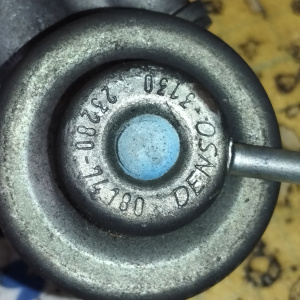 Топливная рейка Toyota 3S-FE Town Ace Noah SR40/SR50 + 1 регуляторы давления 23280-74180 ( на 2 болта ) 23814-74110 + 23802-74090