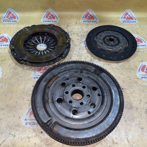 Маховик Opel LCH/Z22YH Zafira B A05 '2006 2.2L мкпп 6MT M32 двухмассовый с корзиной 5535196