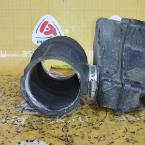 Гофра впускного коллектора Nissan/Infiniti VK56-VD Armada/Patrol#QX80 Y62/Z62 резиновая ( 1LA0C )16576-1LA0A