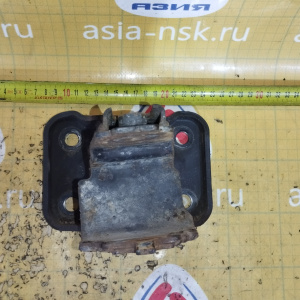 Крепление подушки ДВС Nissan/Infiniti VK56-VD Patrol#QX80 Y62/Z62 4WD a/t перед, лев ( 1L ) 11233-1LA0A